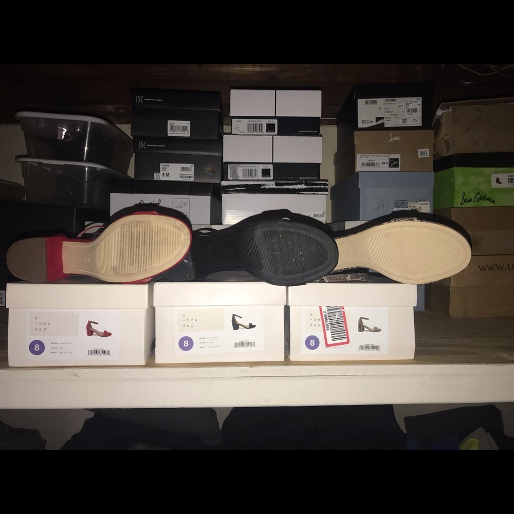 A new day - 3 Pairs of Sandals